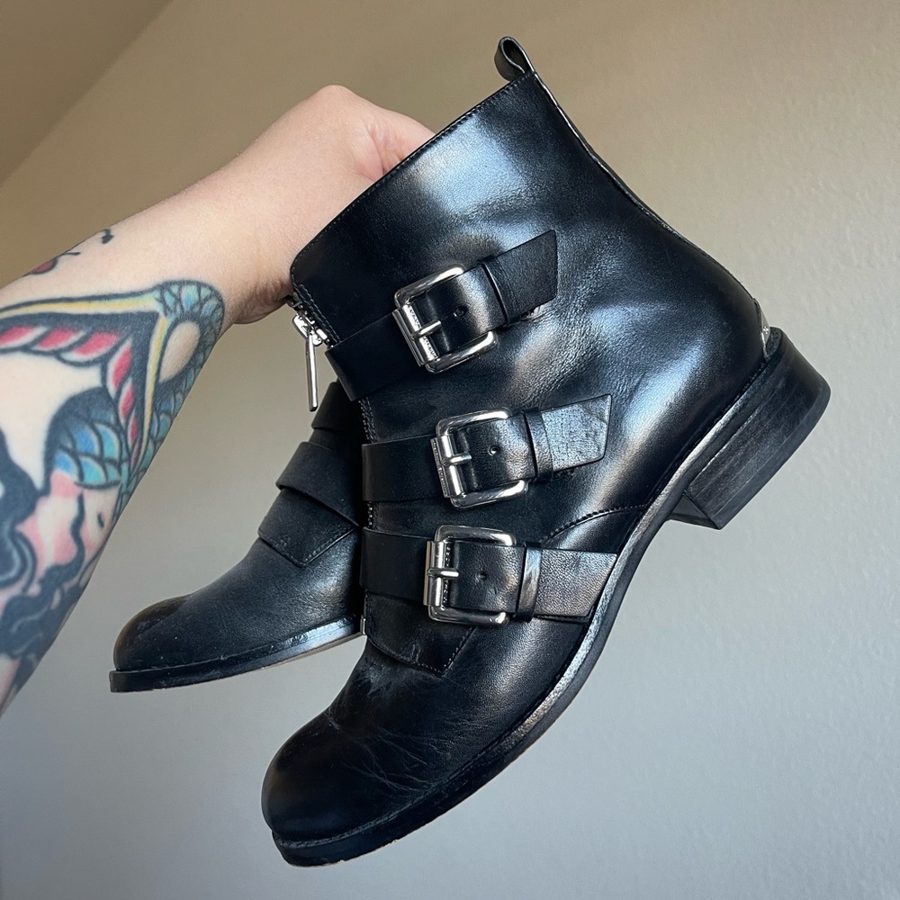 Black Michael Kors boots with buckles